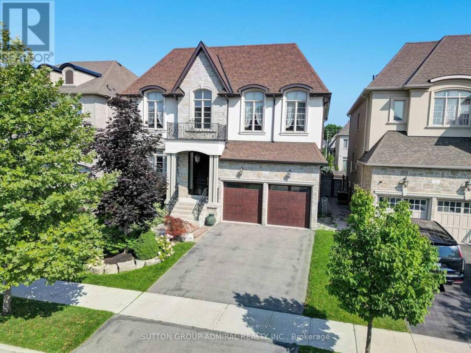 15 DAY LILY CRESCENT, Richmond Hill, Ontario L4C 0W3