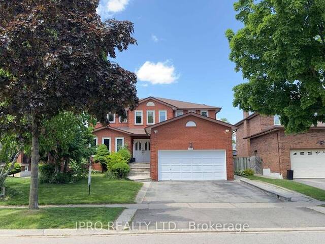 487 CULLEN AVENUE Mississauga Ontario, L5B 2Y1