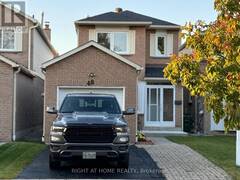 48 ENCHANTED HILLS CRESCENT Toronto Ontario, M1V 3P2