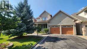 8 CIDER CRESCENT | Richmond Hill Ontario | Slide Image One