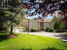 5 SUMMIT TRAIL DRIVE S | Richmond Hill Ontario | Slide Image Two