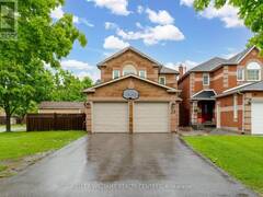 74 SUNBIRD BOULEVARD N Georgina Ontario, L4P 3V8