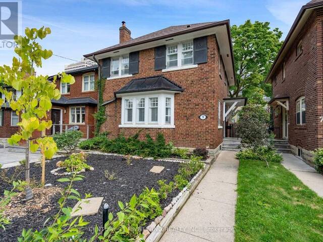 9 MAXWELL AVENUE Toronto Ontario, M5P 2B4