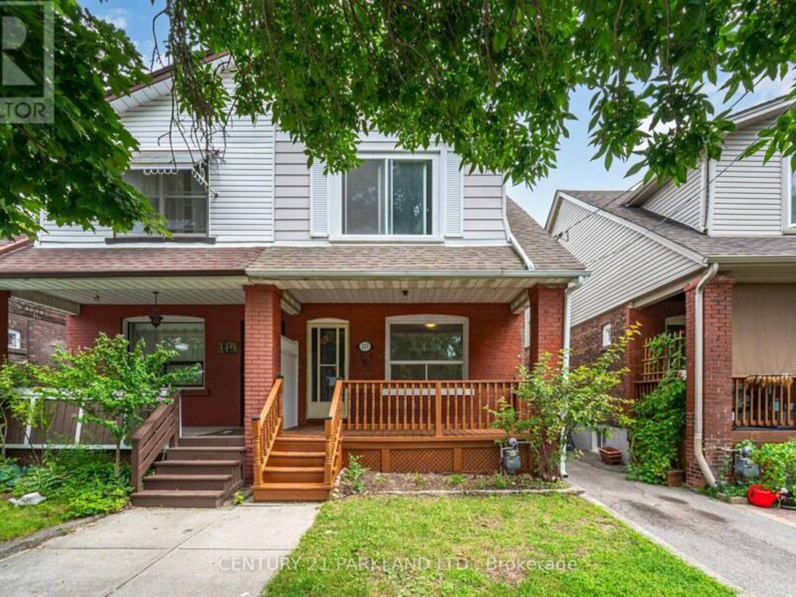 117 GLEBEMOUNT AVENUE, Toronto, Ontario M4C 3R9