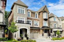 20 GLOBEMASTER LANE | Richmond Hill Ontario | Slide Image Two