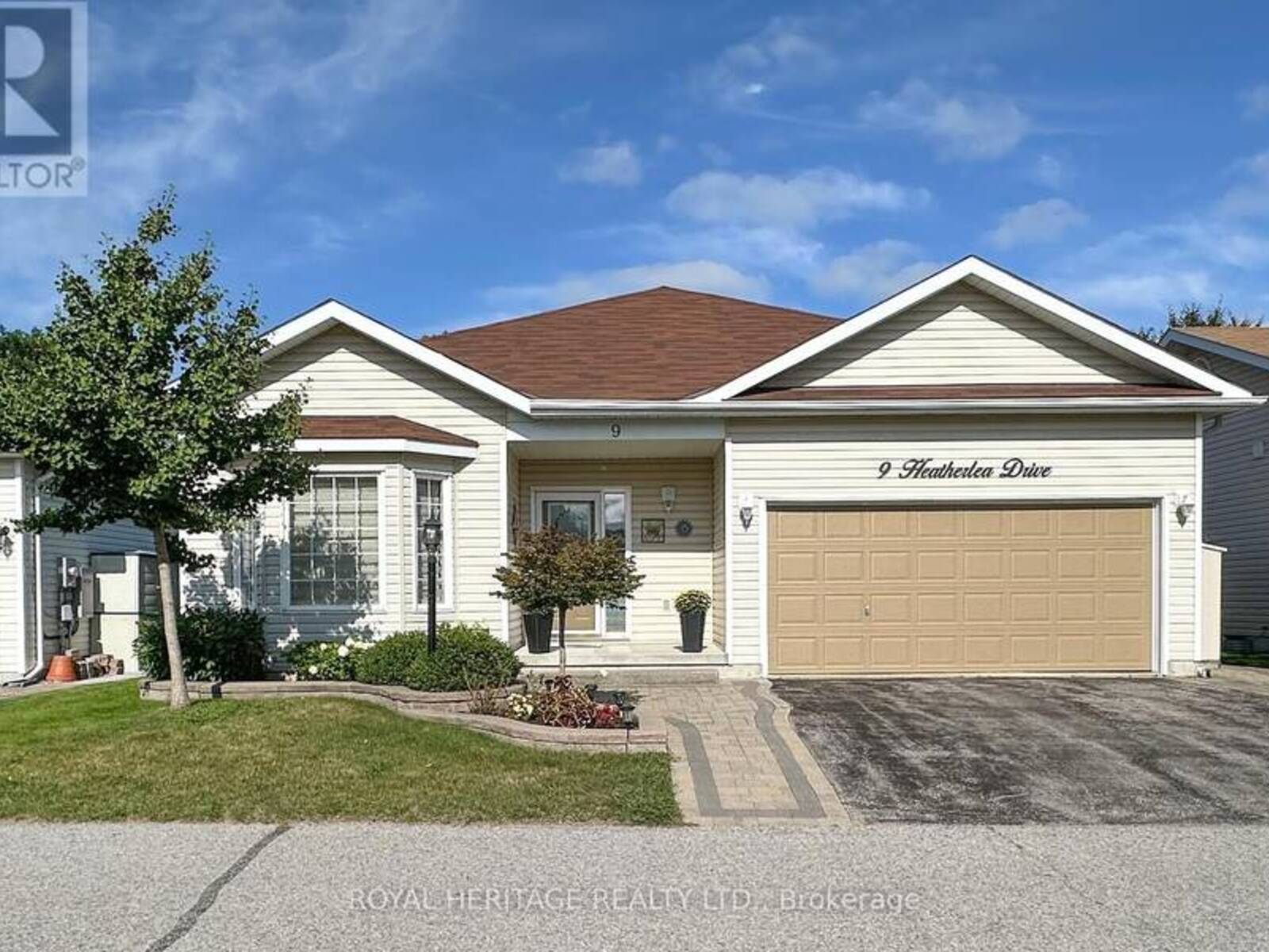 9 HEATHERLEA DRIVE, Clarington, Ontario L1B 0B1