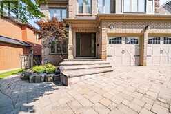 1621 BAYSHIRE DRIVE | Oakville Ontario | Slide Image Three