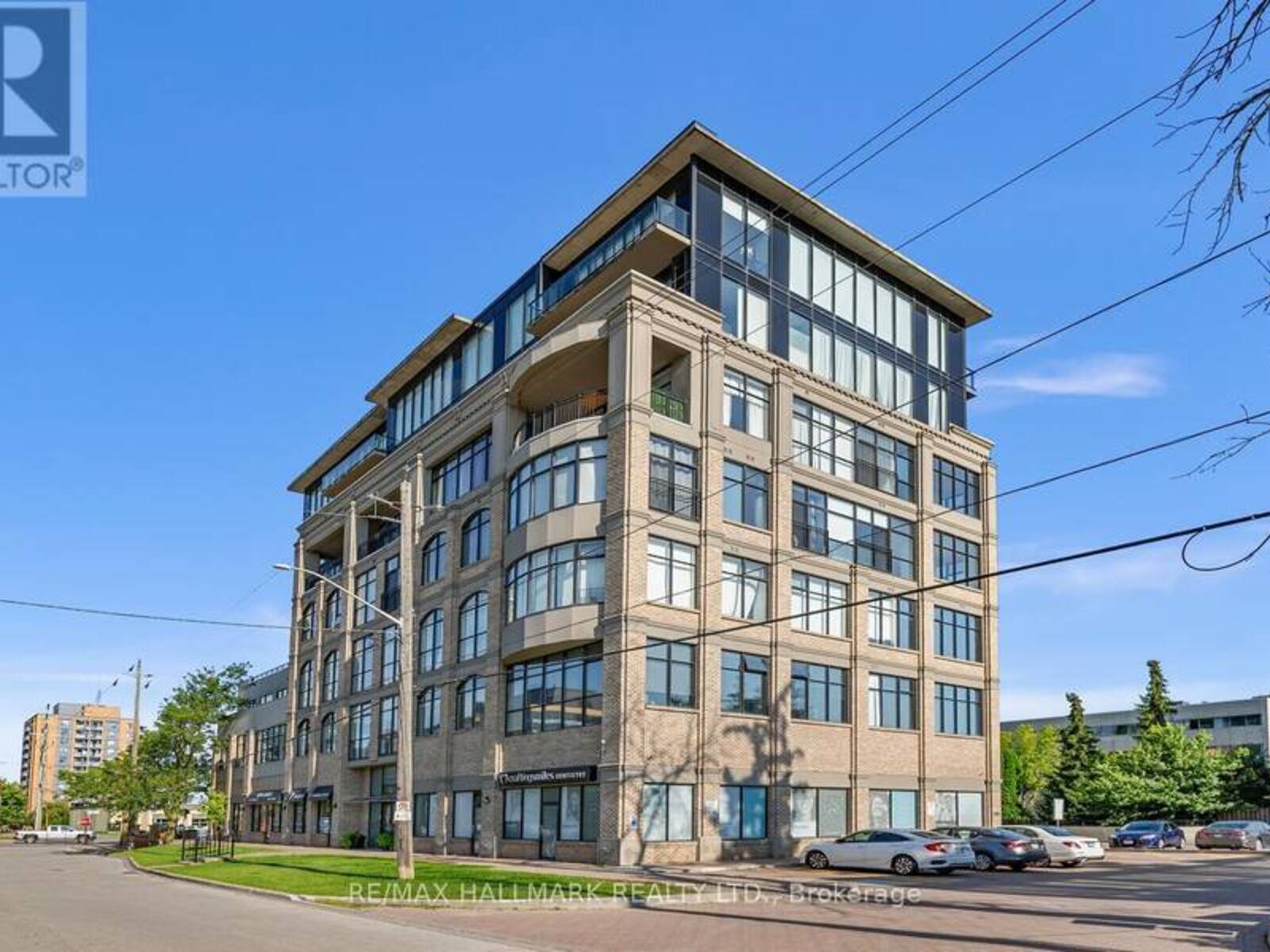 403 - 10376 YONGE STREET, Richmond Hill, Ontario L4C 3B8