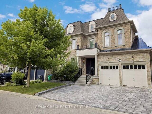 8 COACH HOUSE COURT Brampton Ontario, L6Y 2Y3