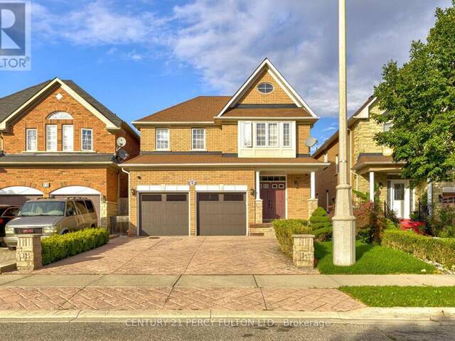 17 REDWILLOW ROAD Brampton Ontario, L6P 2A4