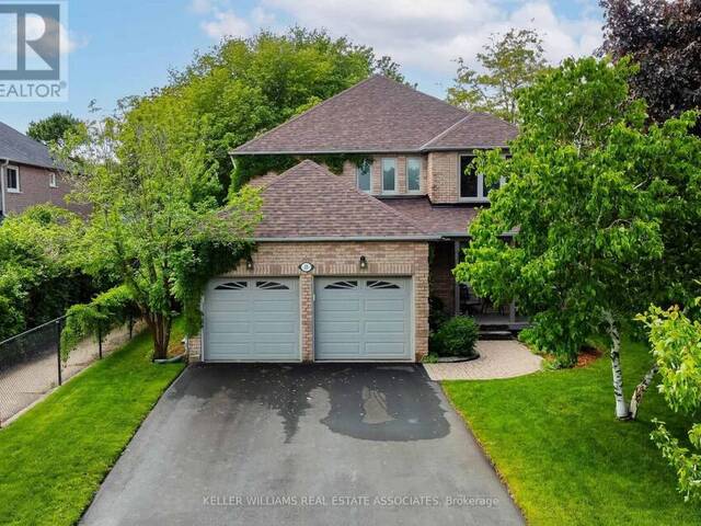 35 TREANOR CRESCENT Halton Hills Ontario, L7G 5H8