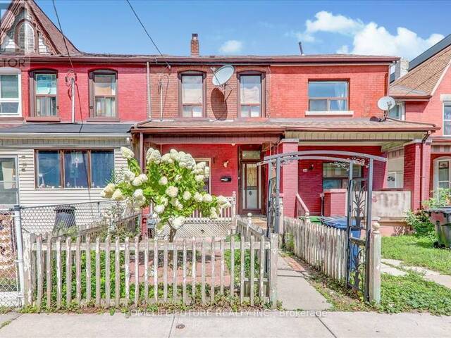 56 SULLIVAN STREET Toronto Ontario, M5T 1C1