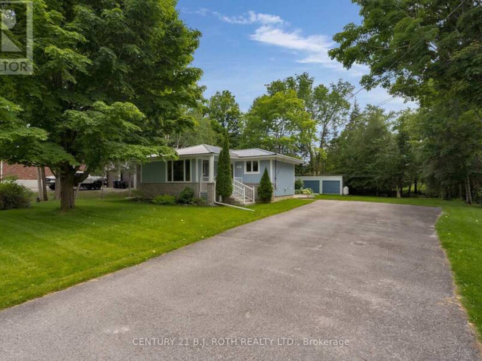 16 JOY AVENUE, Oro-Medonte, Ontario L3V 0J9