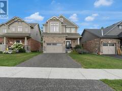 23 PENNELL DRIVE Barrie Ontario, L4N 6G7