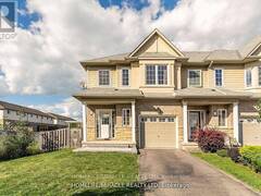 51 PALACEBEACH TRAIL Hamilton Ontario, L8E 0B9