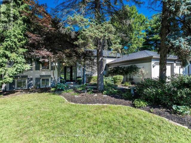 129 PARKVIEW DRIVE Hamilton Ontario, L9G 1Z4