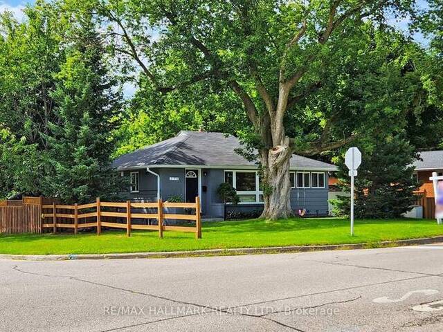 298 PENN AVENUE Newmarket Ontario, L3Y 2S6