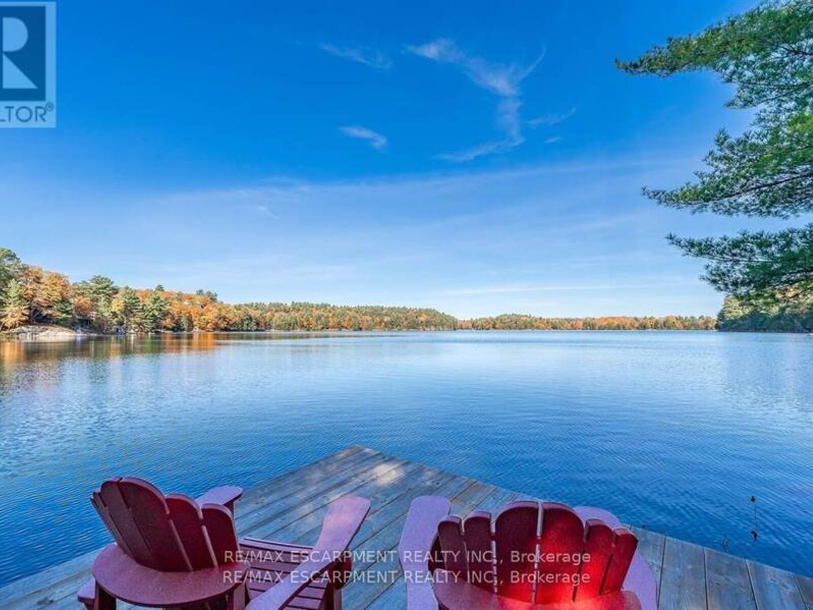 6 DARLING DRIVE, Muskoka, Ontario P0B 1J0