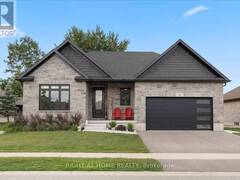 131 RONNIES WAY Wellington North Ontario, N0G 2L2