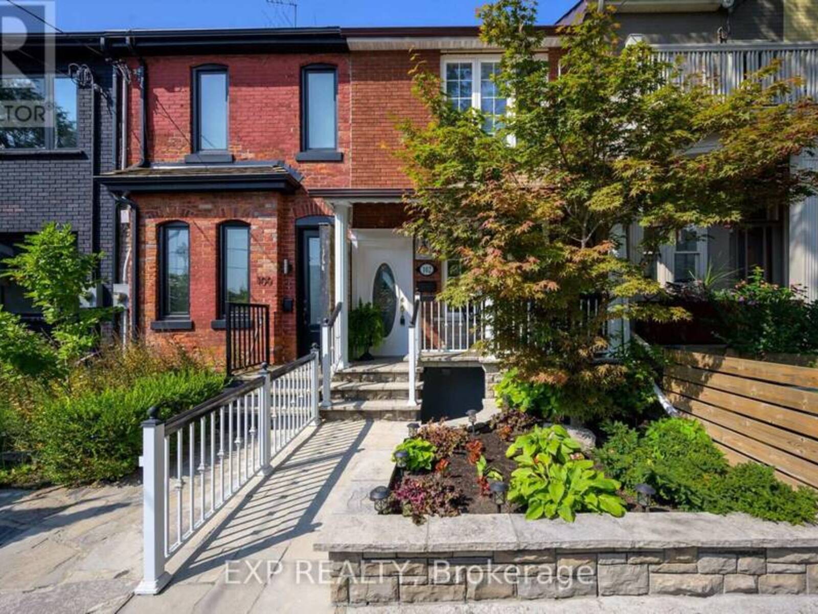 102 MANNING AVENUE, Toronto, Ontario M6J 2K5