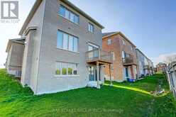 37 BILL GUY DRIVE | Georgina Ontario | Slide Image Four