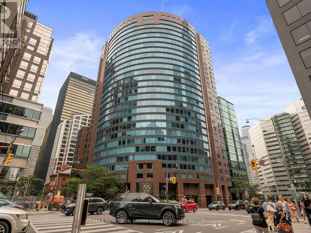 903 - 33 UNIVERSITY AVENUE Toronto Ontario, M5J 2S7