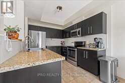 12 - 40 DARTMOUTH GATE | Hamilton Ontario | Slide Image Nine