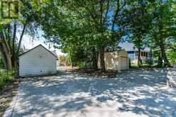 8 COBBLESTONE ROAD | Tiny Ontario | Slide Image Twenty