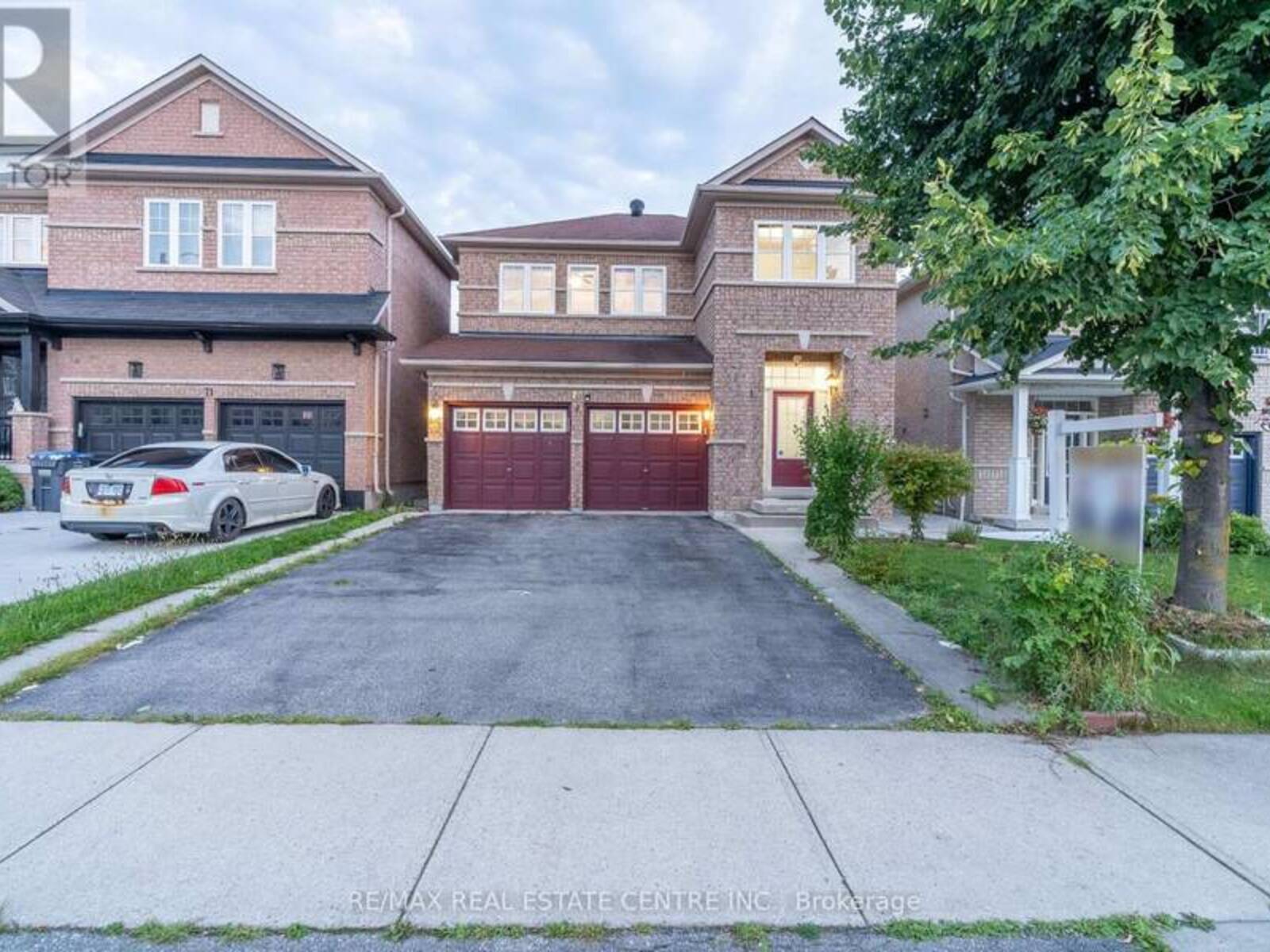 73 PANTOMINE BOULEVARD, Brampton, Ontario L6Y 5N4