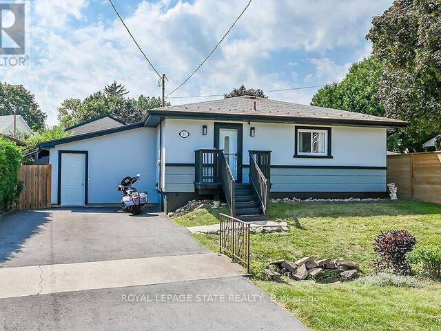 67 CAMERON AVENUE Hamilton Ontario, L9H 1R1