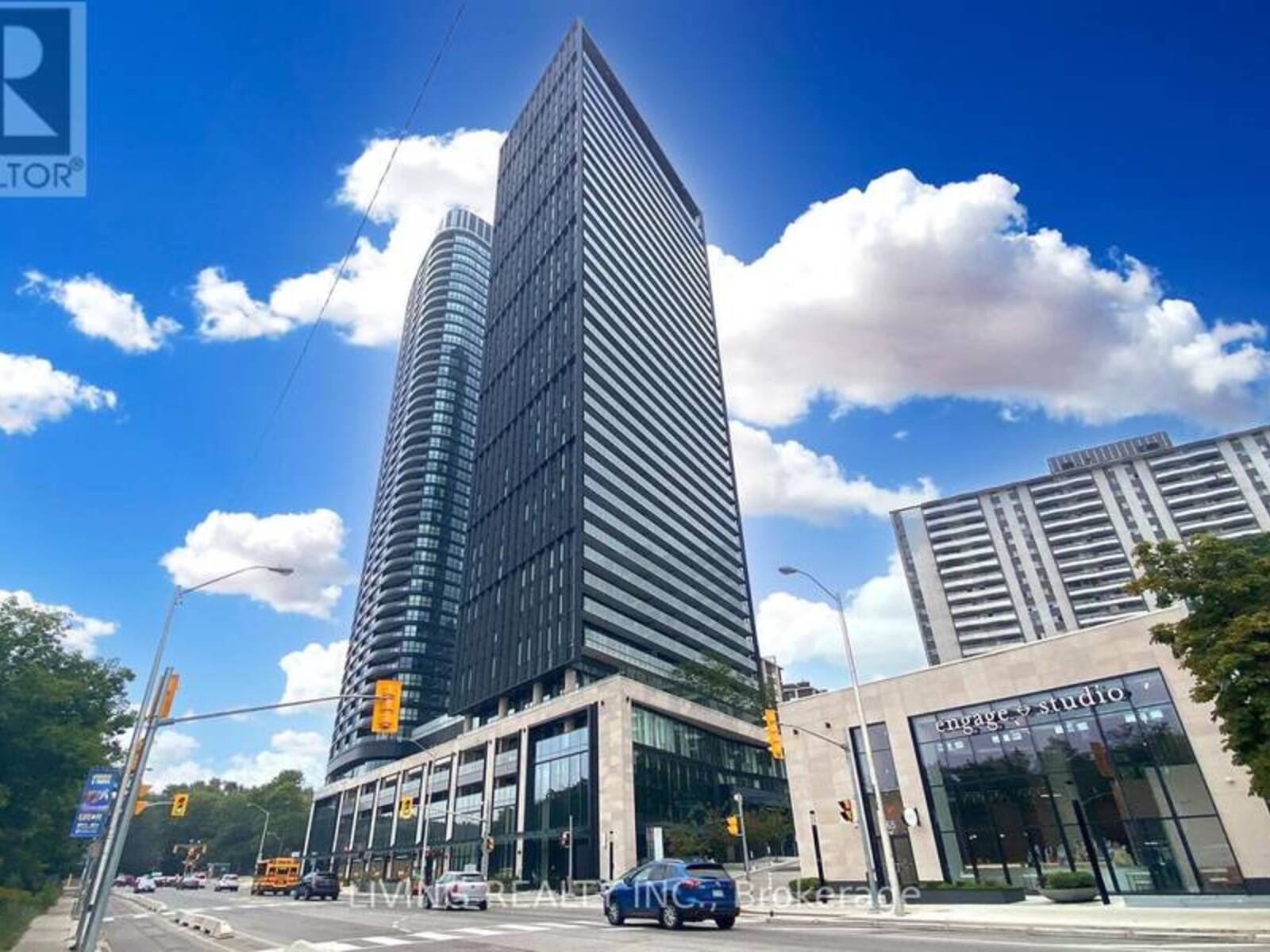 809 - 575 BLOOR STREET E, Toronto, Ontario M4W 0B2