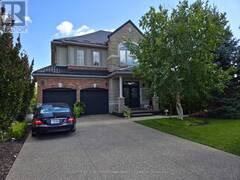 22 PRADA COURT Brampton Ontario, L6P 2K1