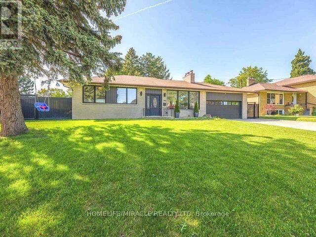 138 CORNWALL HEIGHTS Brampton Ontario, L6W 2J2