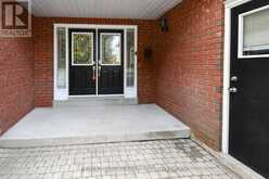 25 MEADOWLARK ROAD | Barrie Ontario | Slide Image Three