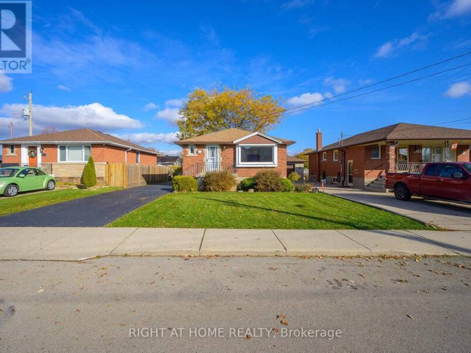 781 NINTH AVENUE, Hamilton, Ontario L8T 2A7