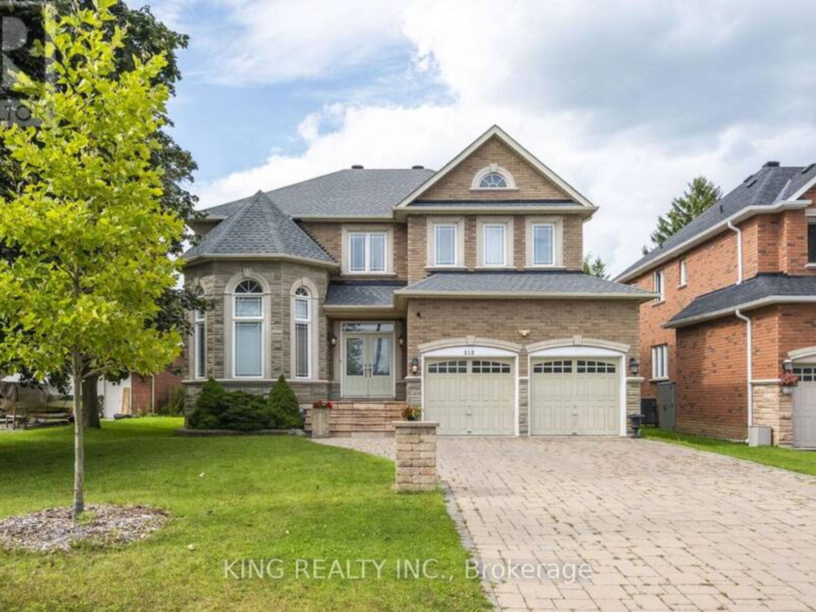 212 19TH AVENUE, Richmond Hill, Ontario L4E 3P6