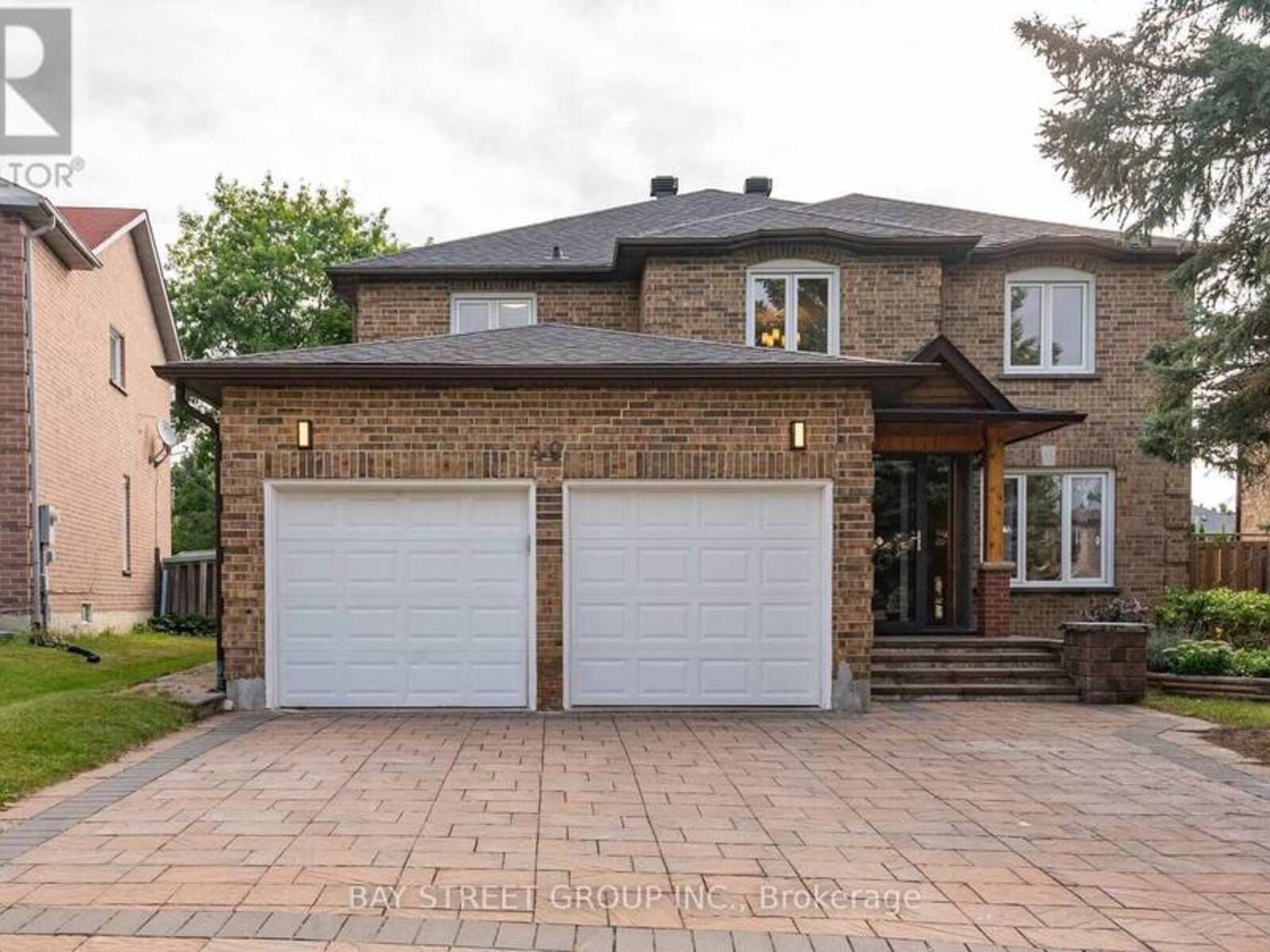 49 TOPHAM CRESCENT, Richmond Hill, Ontario L4C 9H2