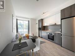 201 - 11 LILLIAN STREET Toronto Ontario, M4S 0C3