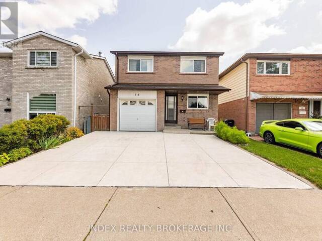 15 FRANCA CRESCENT Toronto Ontario, M9V 4S1