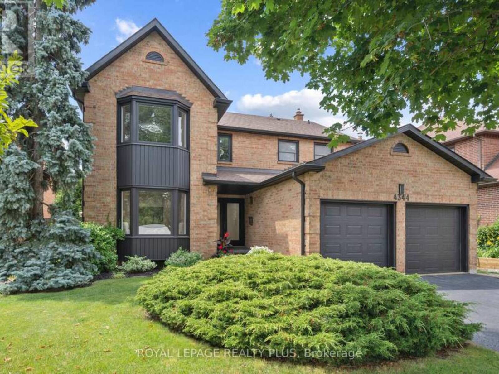 4344 DALLAS COURT, Mississauga, Ontario L4W 4G7