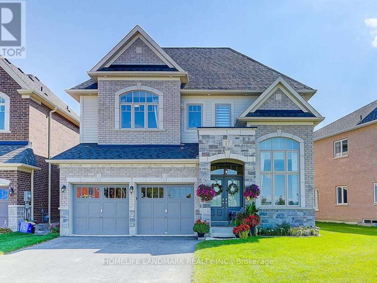 17 CHARLES WHITE COURT, East Gwillimbury, Ontario L0G 1V0