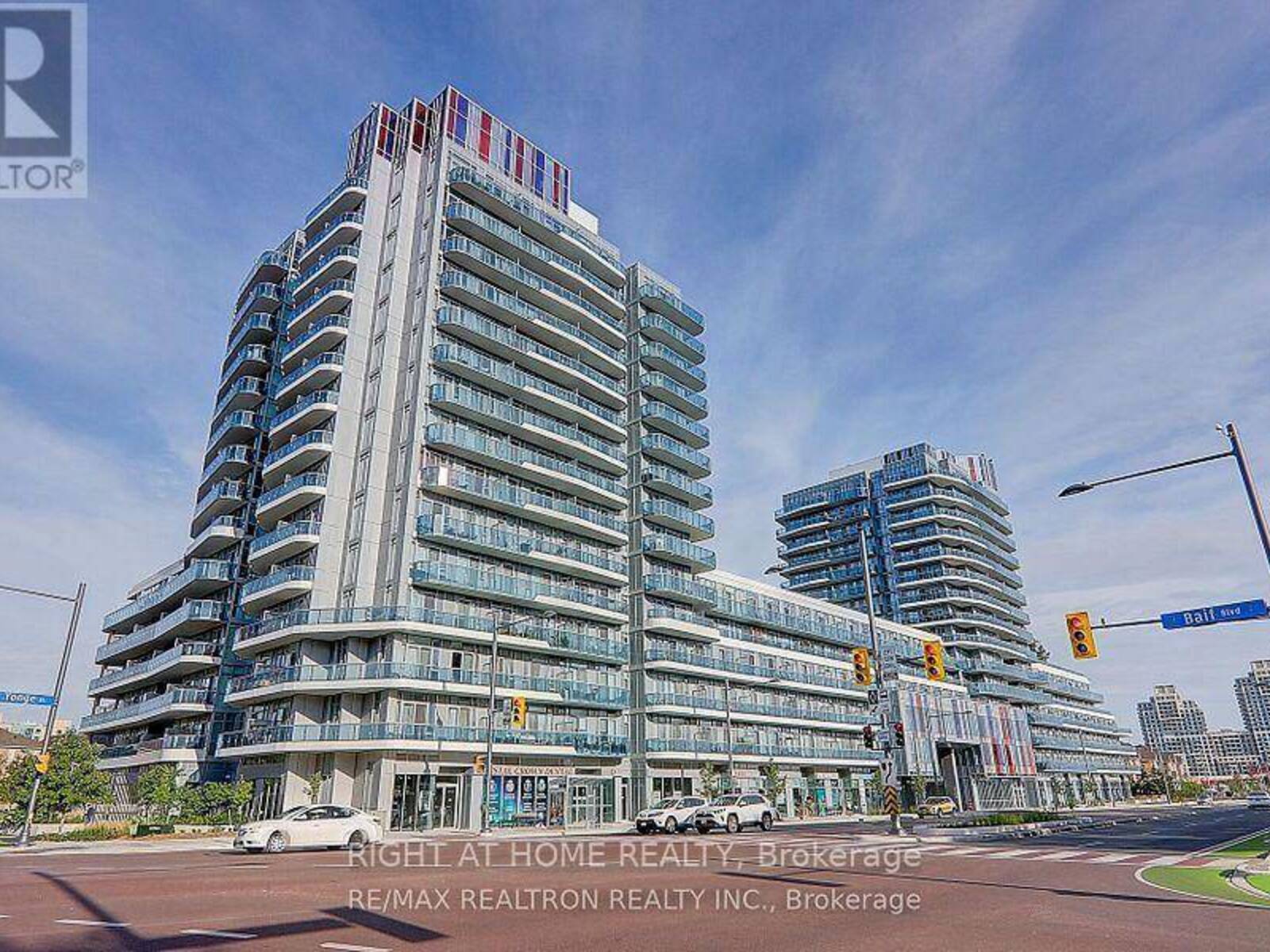 335 - 9471 YONGE STREET, Richmond Hill, Ontario L4C 1V4