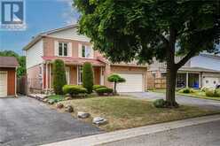 15 AMESBURY CRESCENT | Hamilton Ontario | Slide Image Two