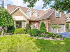 1301 MAPLERIDGE CRESCENT Oakville Ontario, L6M 2H1