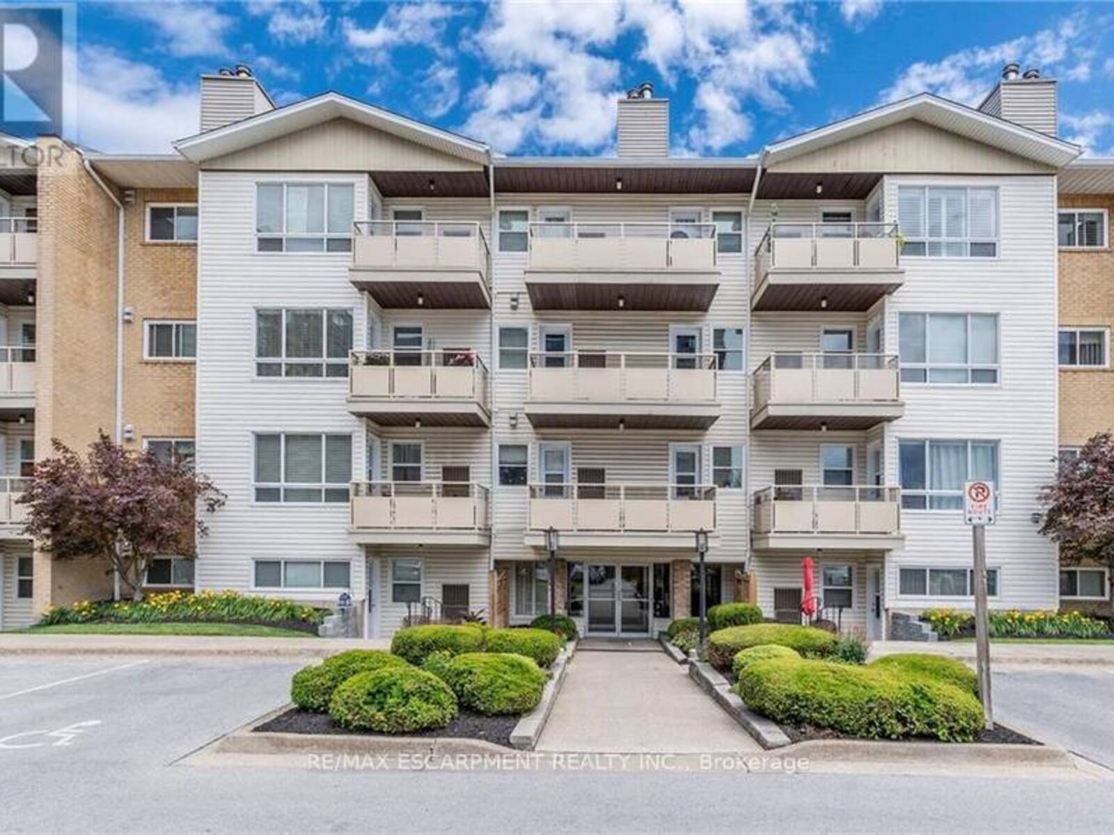 116 - 78 ROEHAMPTON AVENUE, St. Catharines, Ontario L2M 7W9