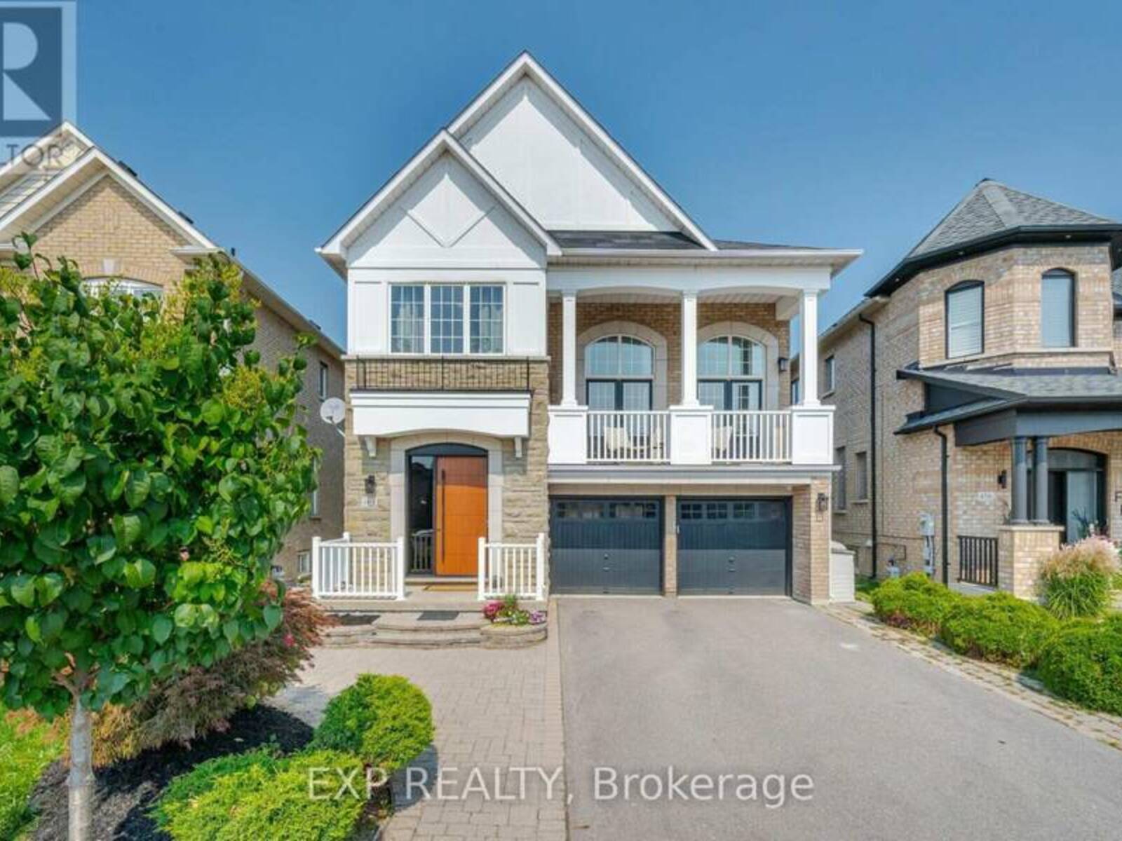 460 AUTUMN HILL BOULEVARD, Vaughan, Ontario L4J 8X1