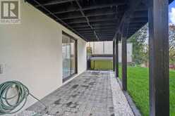 22 WINDSOR DRIVE N | Whitchurch-Stouffville Ontario | Slide Image Seventeen