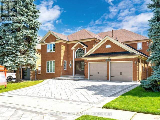 805 LOCKWOOD CIRCLE Newmarket Ontario, L3X 1K8