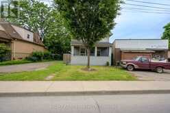 372 BEACH ROAD | Hamilton Ontario | Slide Image Two