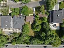 134 UPPER CANADA DRIVE | Toronto Ontario | Slide Image Nine